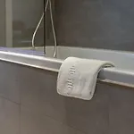 The Signature In Mercury Tower Apartament *